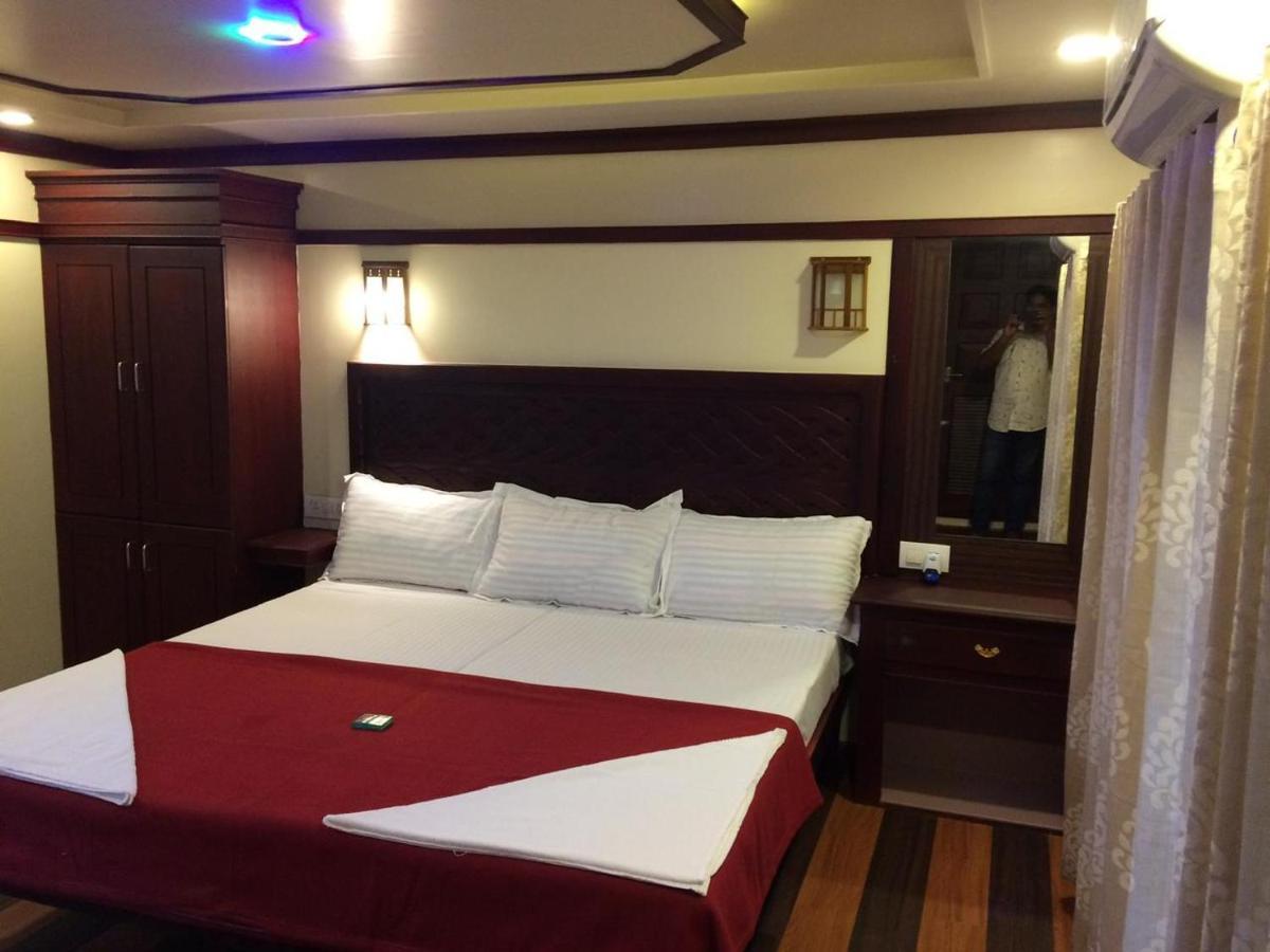 Beach Paradise Day Cruise Houseboat Alappuzha Exterior foto