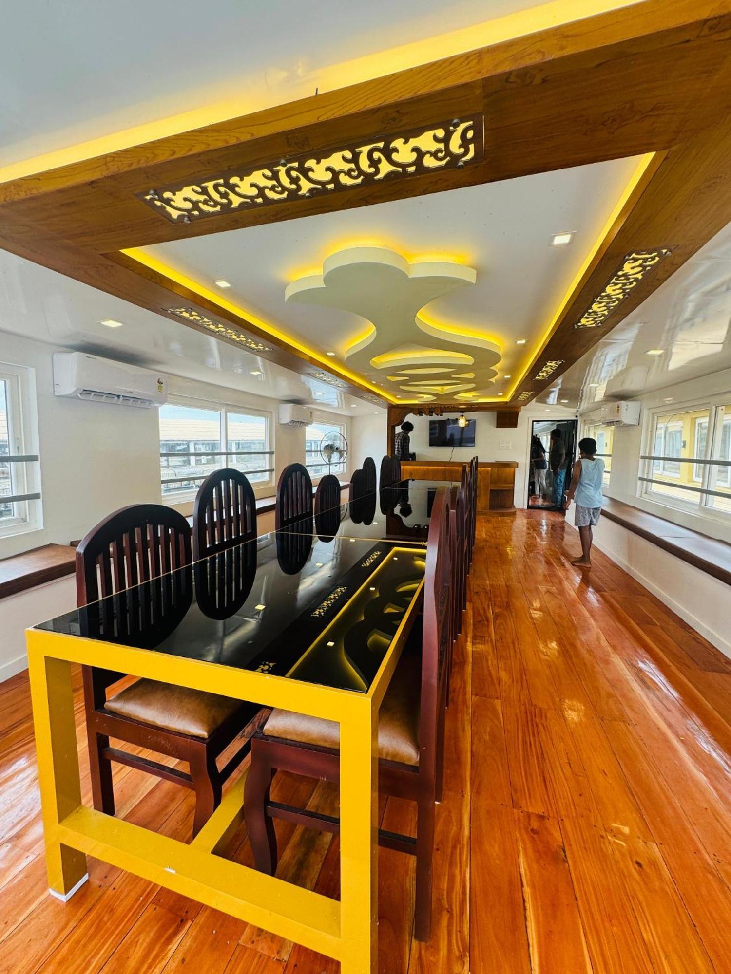 Beach Paradise Day Cruise Houseboat Alappuzha Exterior foto
